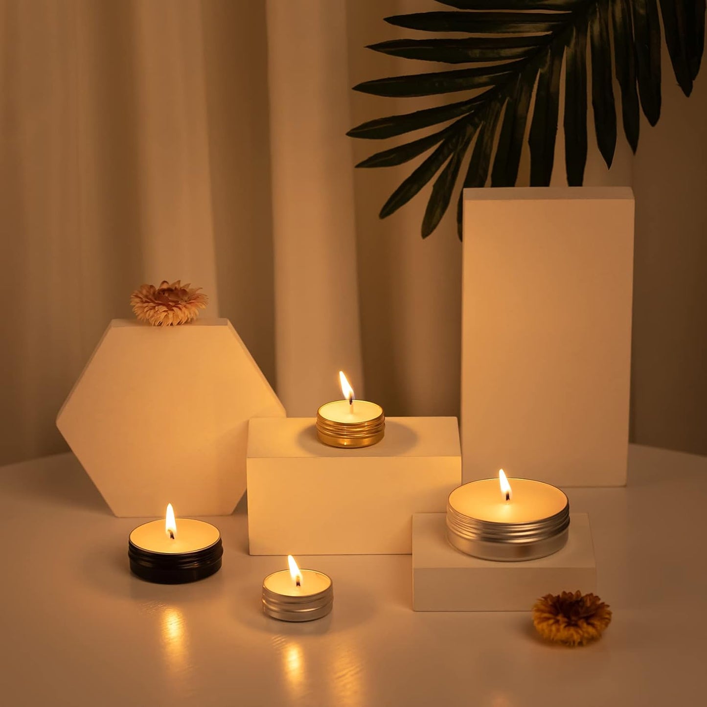 0.5 oz Screw Top Aluminum Tin Jar with Screw Lid and Blank Labels (Silver - Pack of 32)